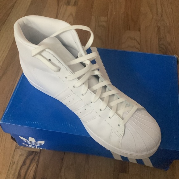 Men’s sneakers Adidas size 13 in white - Picture 7 of 7